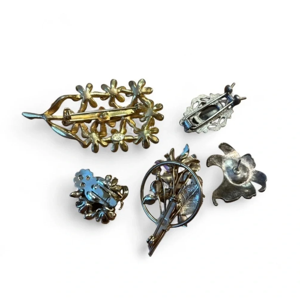Vintage Mid Century Modern Floral Brooch Earring Hair Clip Lot